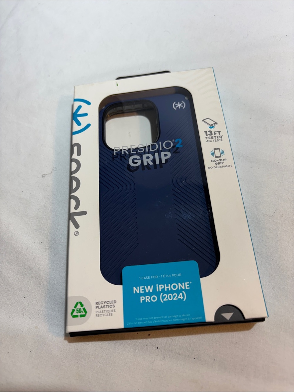 speck Presidio2 Grip Case for New iPhone Pro (2024) - Navy Blue new in box